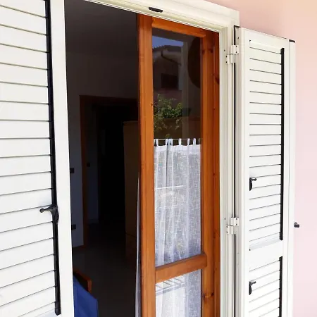 Apartament La Casa Di Marisa La Caletta