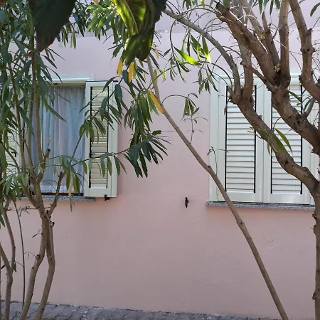 Apartament La Casa Di Marisa La Caletta